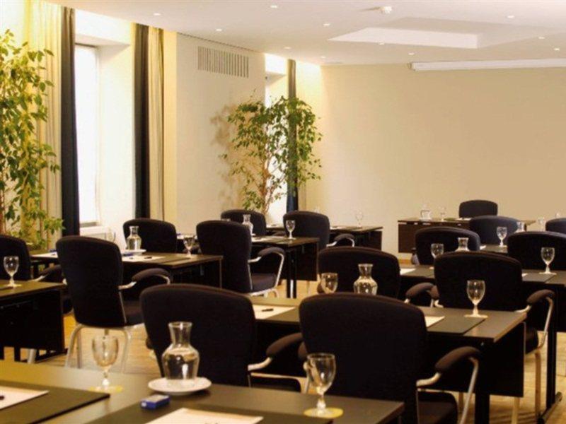 Nh Gent Sint Pieters Hotell Exteriör bild