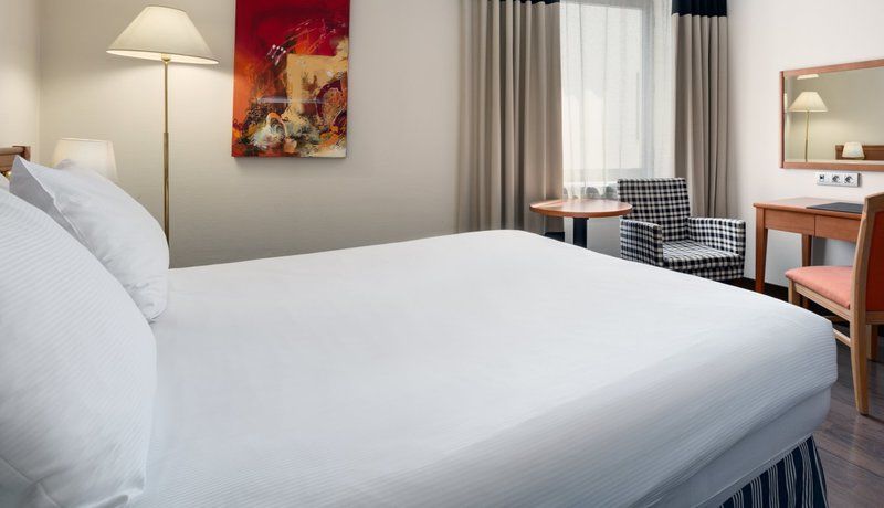Nh Gent Sint Pieters Hotell Exteriör bild