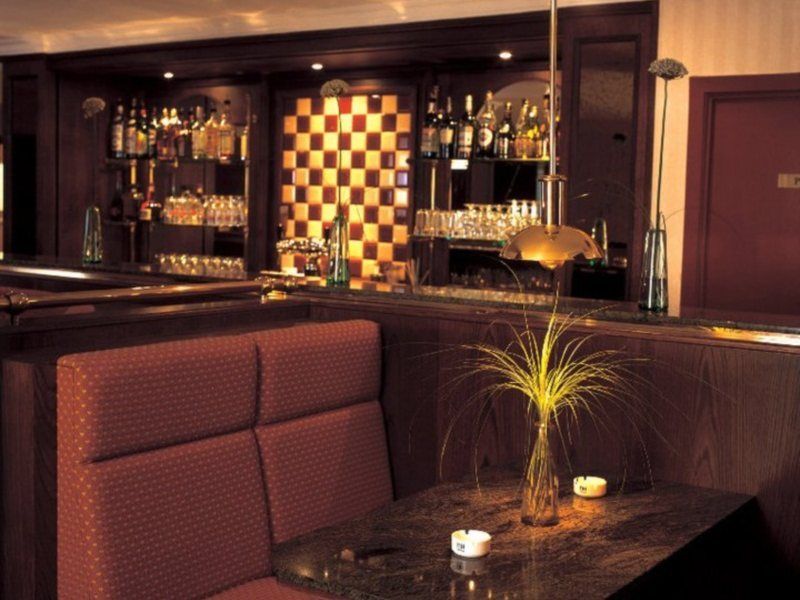Nh Gent Sint Pieters Hotell Exteriör bild